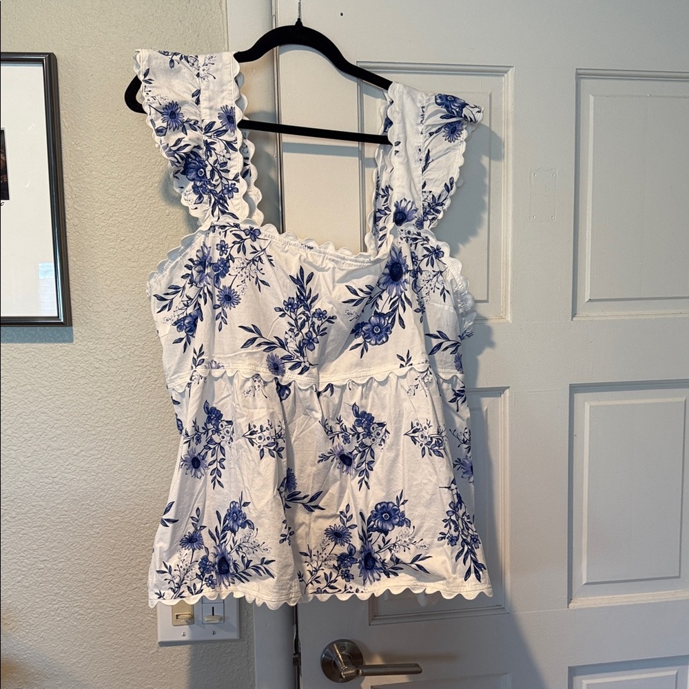 Torrid White and Blue Floral Embroidered Blouse